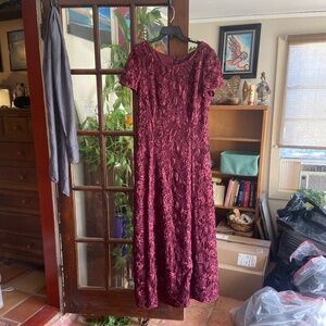 Formal Dress, Floor Length - Alex Evenings - Size 16